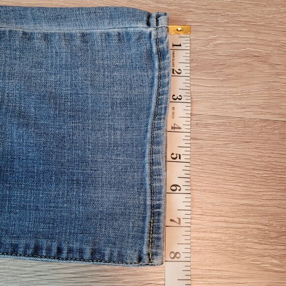 Levi's Jeans Size 10 Classic Bootcut Mid Rise Medium Light Wash Denim Western - Picture 10 of 11